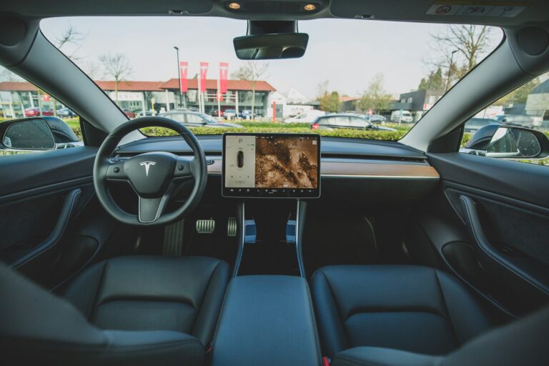 Tesla Faces Continued European Sales Decline Despite Broader EV Market Growth